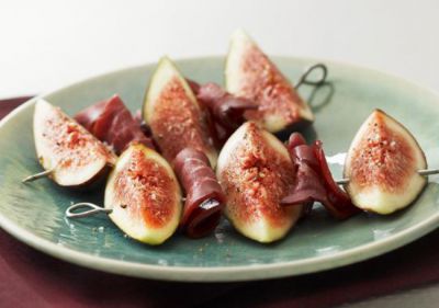 Brochetas de higos y jamón