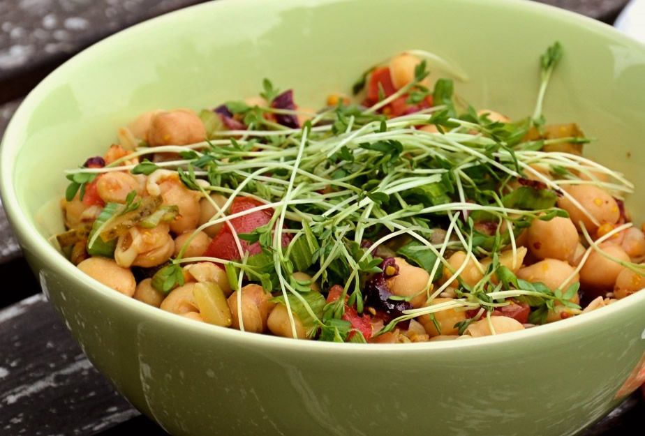 Ensalada de garbanzos con pulpo Recetas de Cocina MujerdeElite