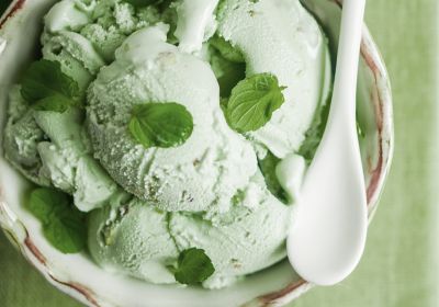 Helado de té verde