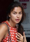 Irina Shayk sin maquillaje